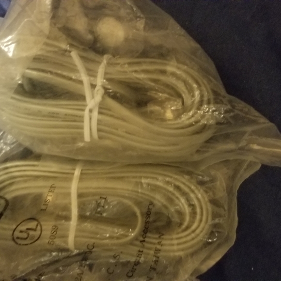 Landline Accessories - Picture 7 of 9